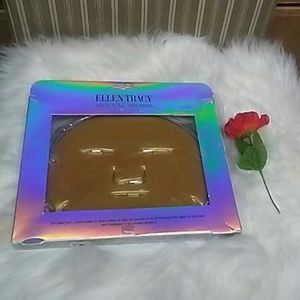 Ellen Tracy Liquid Gold Face Mask
